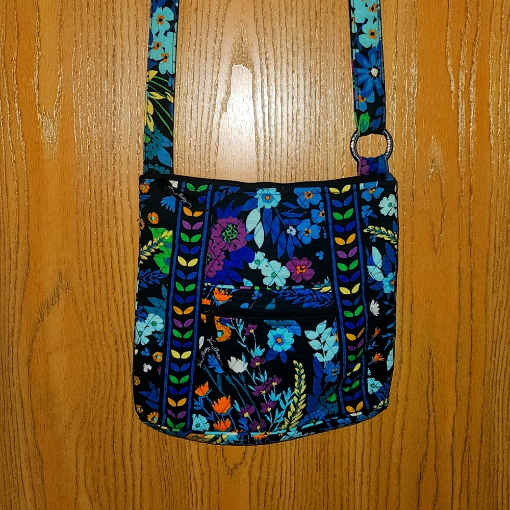 Vera Bradley Cross body purse